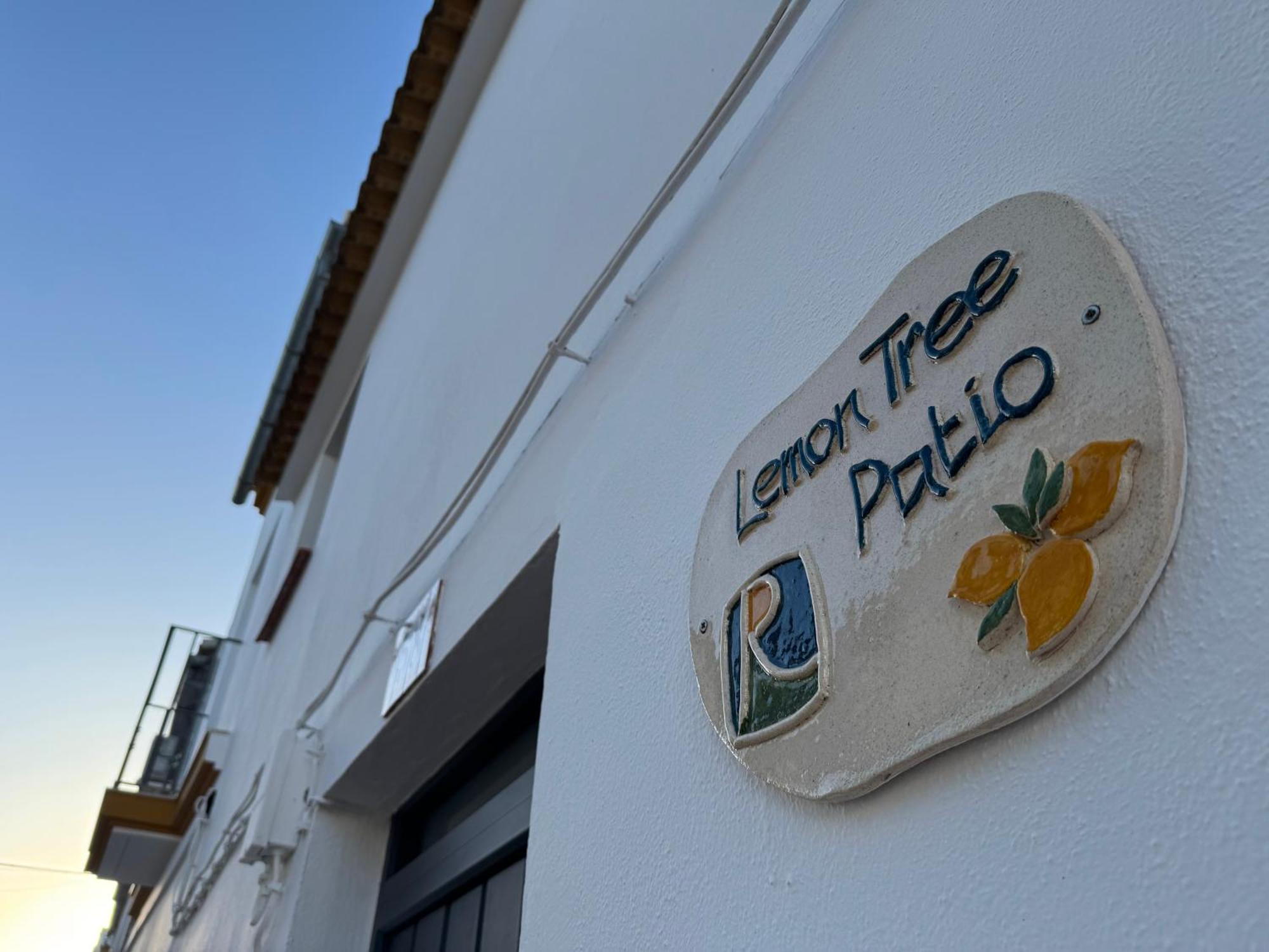 Lemon Tree Patio Villa Olvera Exterior photo